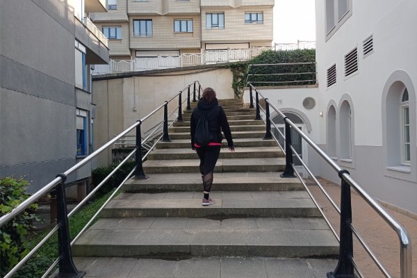 Subir escaleras